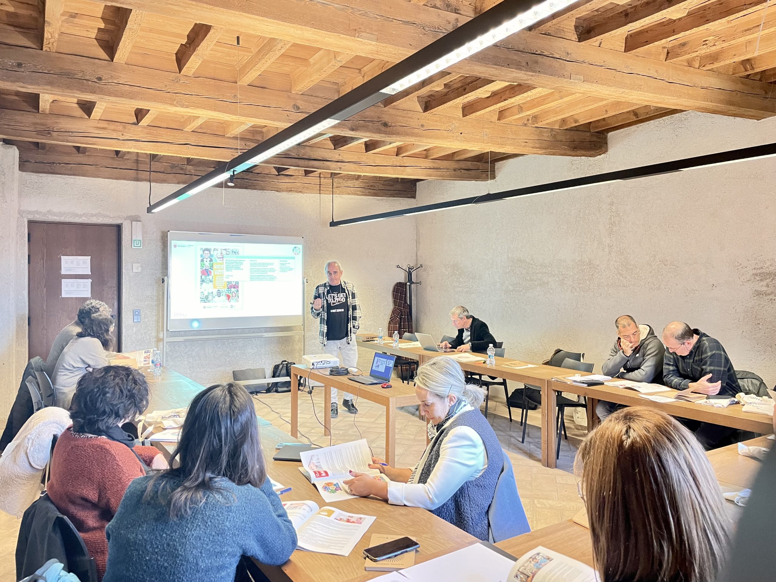 “Aprendemos para el 2030” reúne a personal técnico del Ayuntamiento de Pamplona en una jornada de formación en torno a la Agenda Urbana Pamplona 2030